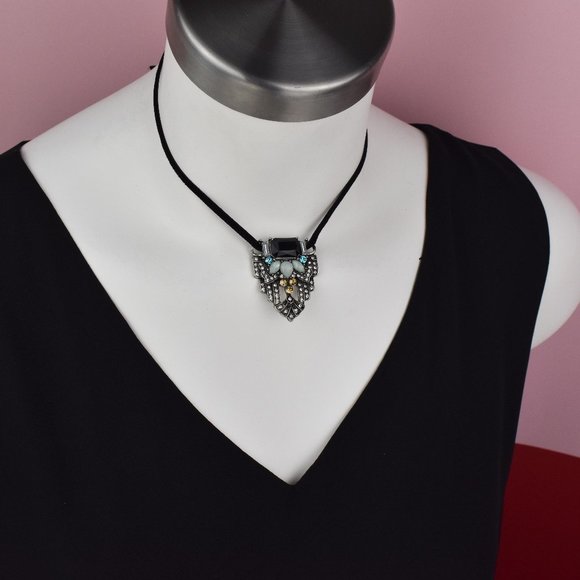 Blue crystal charm choker, thin black velvet lace choker necklace - Picture 4 of 4